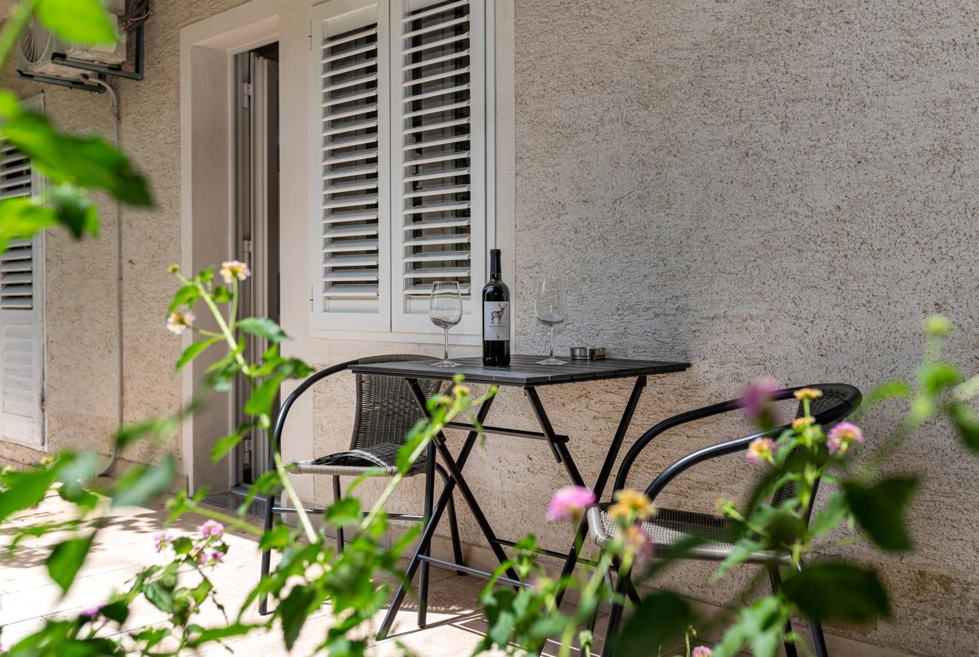 Apartman Biljana Makarska Ngoại thất bức ảnh