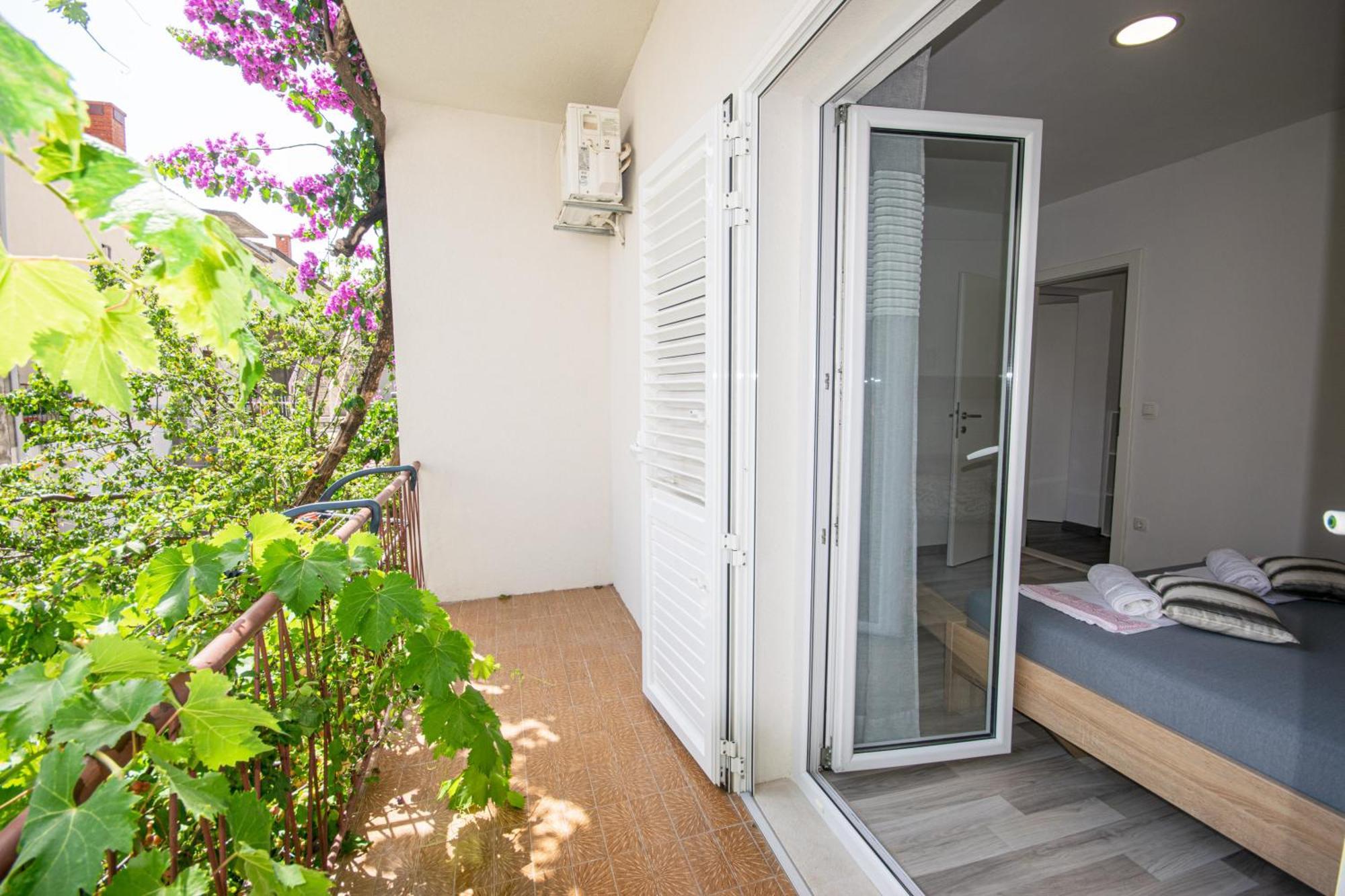 Apartman Biljana Makarska Ngoại thất bức ảnh