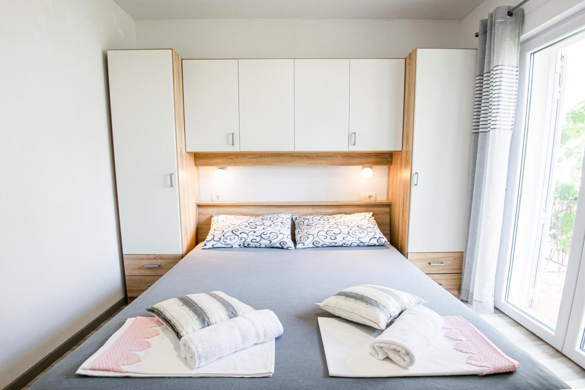 Apartman Biljana Makarska Ngoại thất bức ảnh