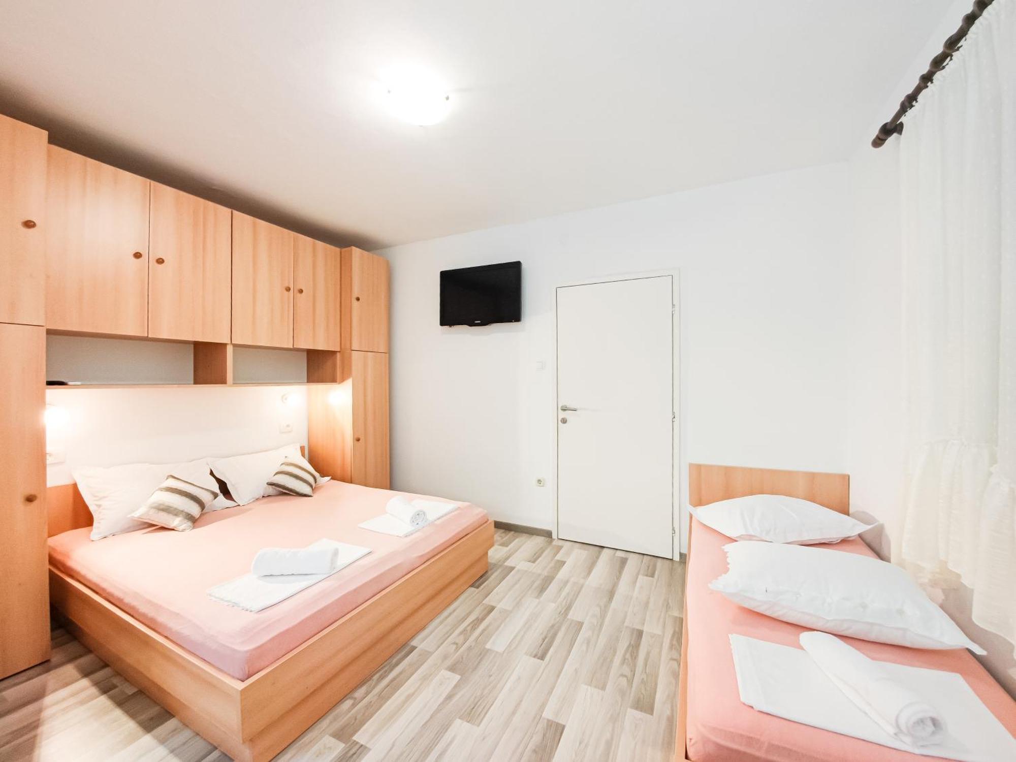 Apartman Biljana Makarska Ngoại thất bức ảnh