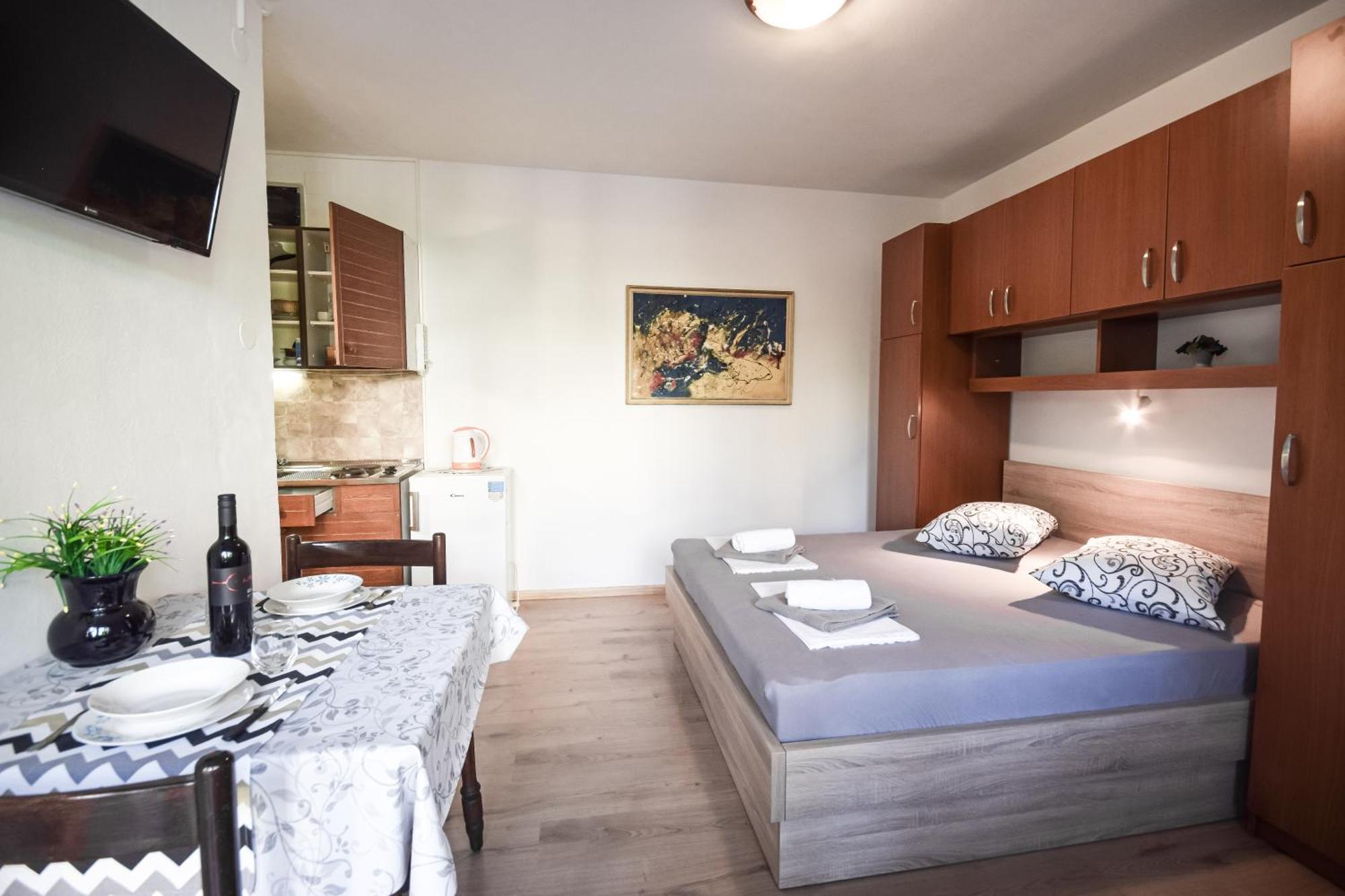 Apartman Biljana Makarska Ngoại thất bức ảnh