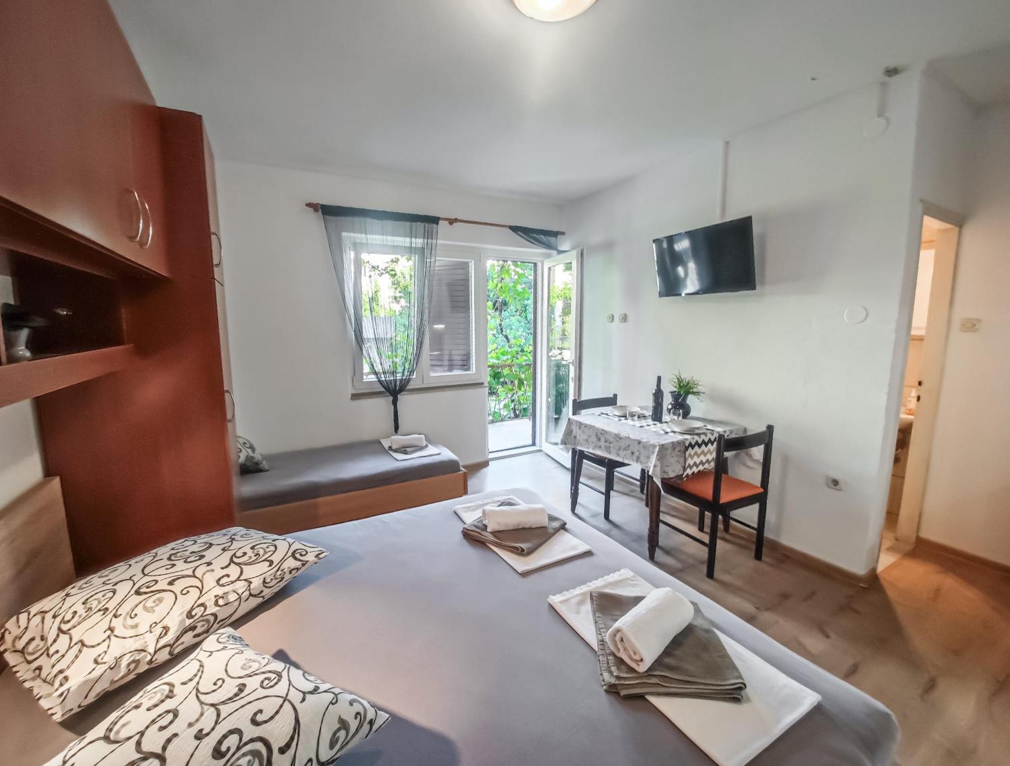Apartman Biljana Makarska Ngoại thất bức ảnh