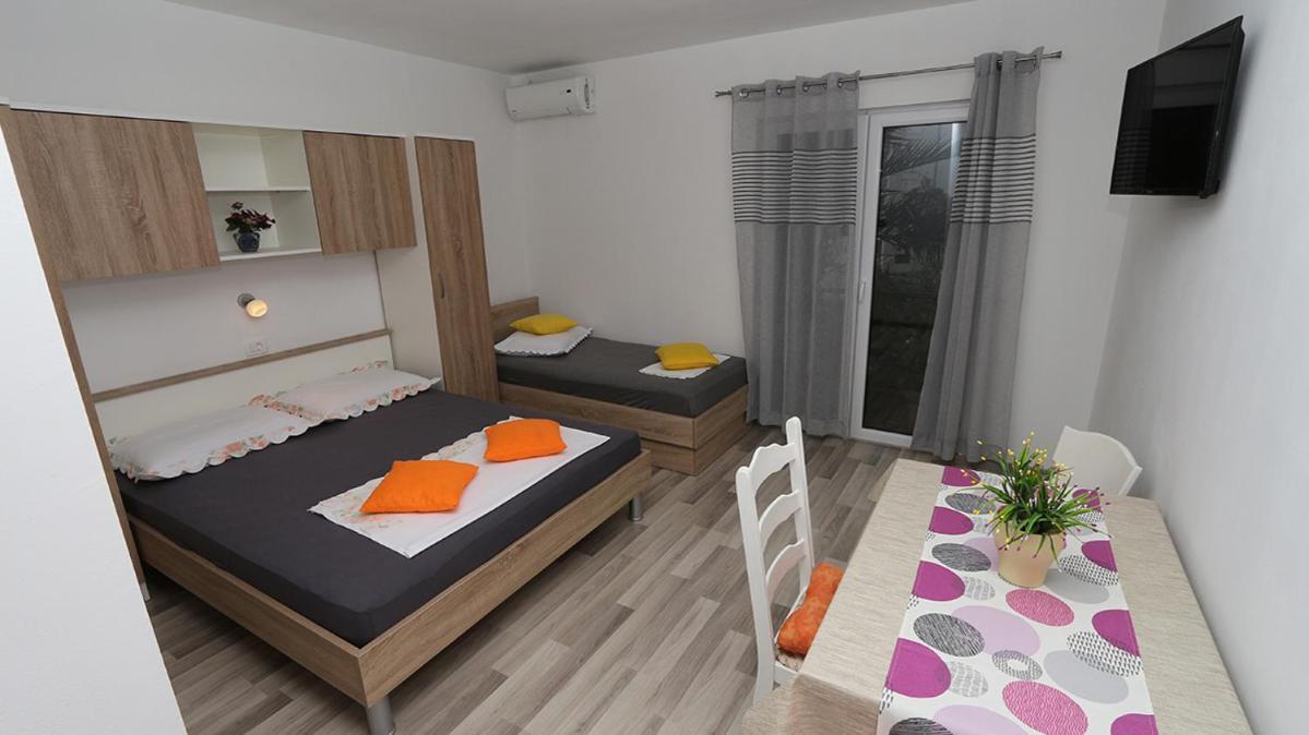 Apartman Biljana Makarska Ngoại thất bức ảnh