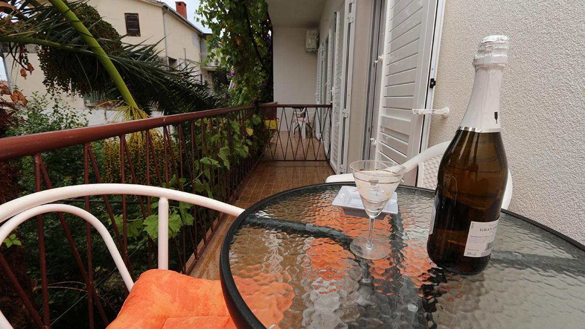 Apartman Biljana Makarska Ngoại thất bức ảnh